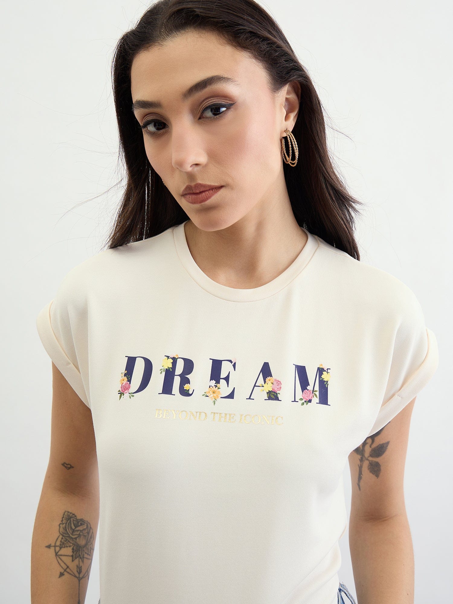 Iconic Women White Solid Crew Neck Tshirt