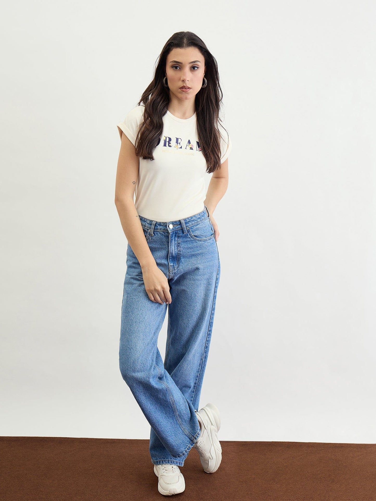 Iconic Women White Solid Crew Neck Tshirt