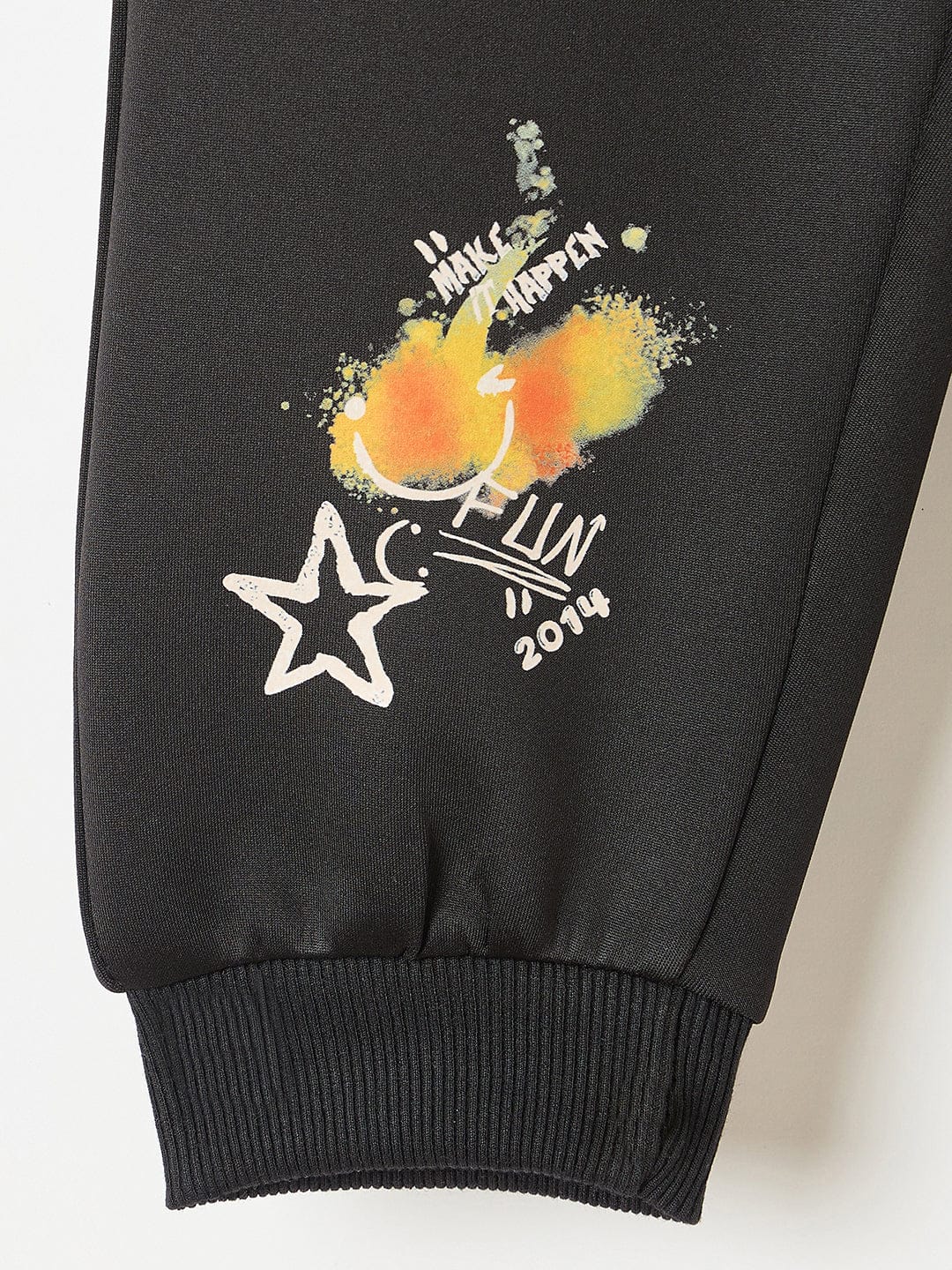 Blue Giraffe Boys Black Regular Fit Graphic Sweatpant