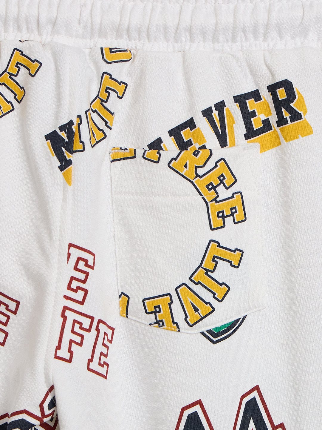 Blue Giraffe Boys White Regular Fit Graphic Sweatpant