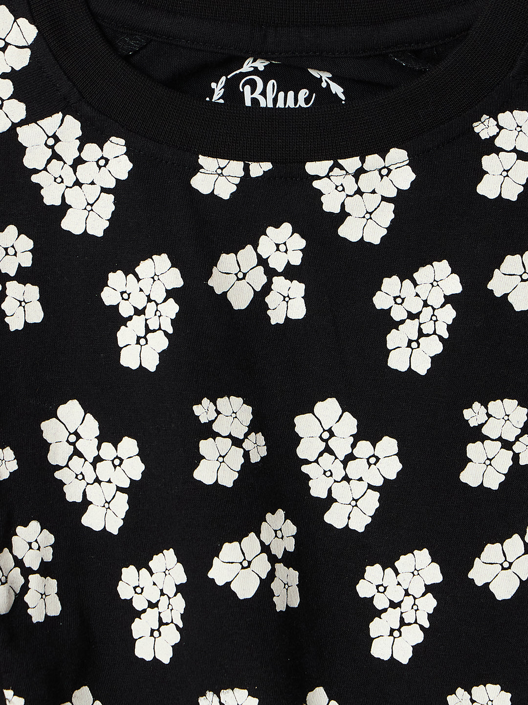 Blue Giraffe Girls Black Printed Crew Neck Top