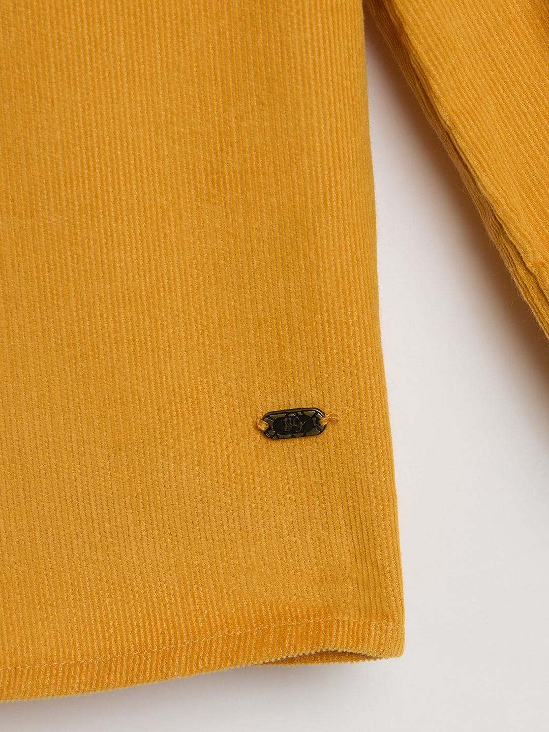 Blue Giraffe Girls Yellow Solid Round Neck Top