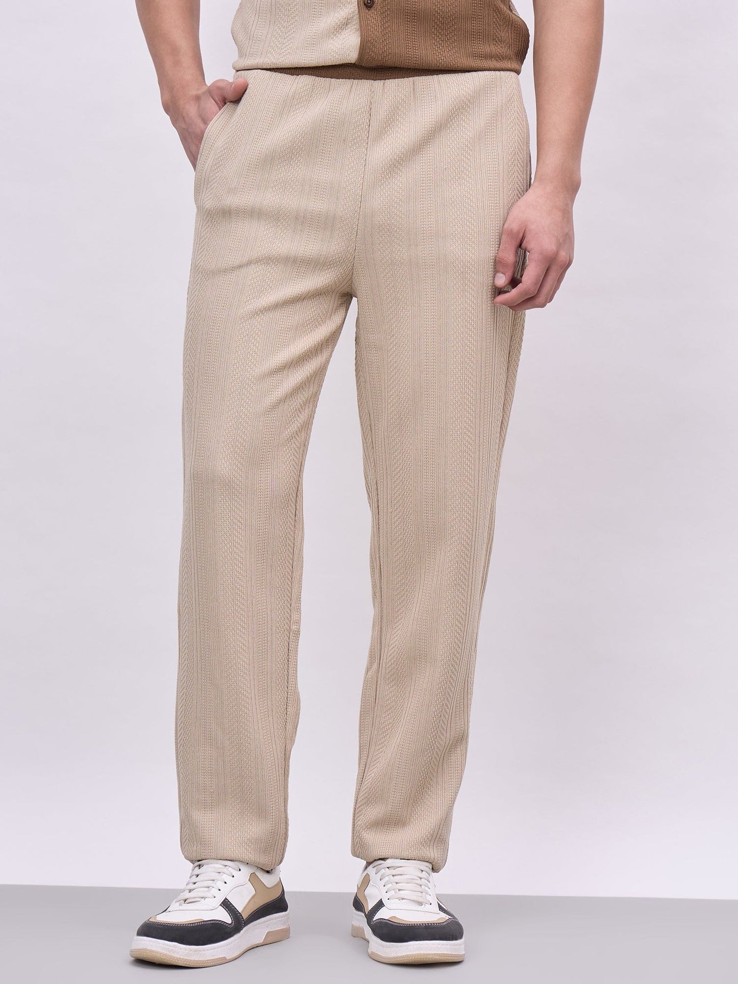 Iconic Men Multicolor Regular Fit Coloublocked Jogger