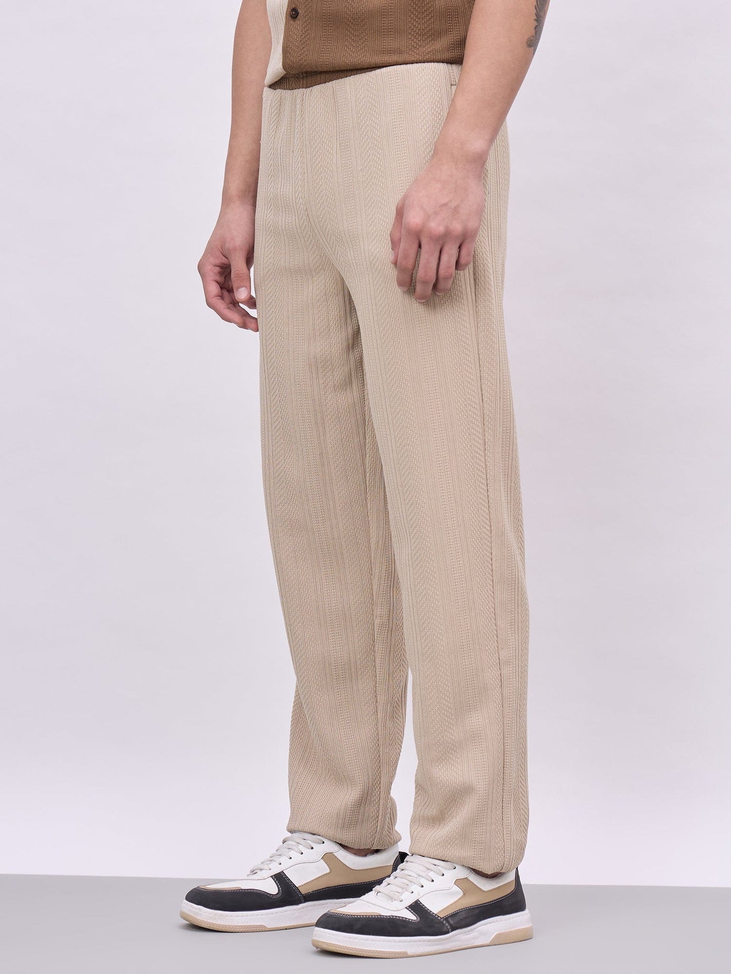 Iconic Men Multicolor Regular Fit Coloublocked Jogger