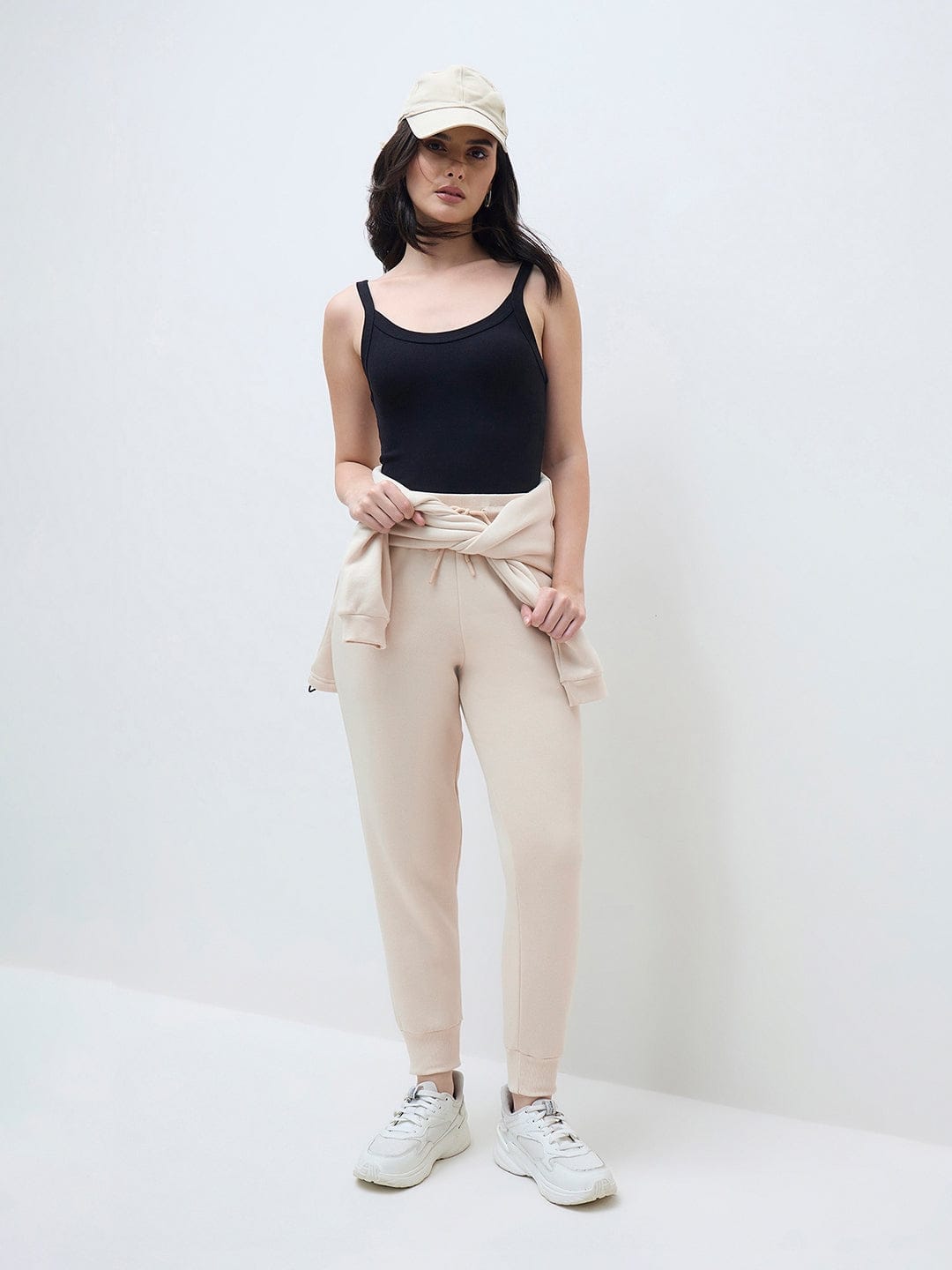 ELLE Women Cream Blended Solid Sweatpant