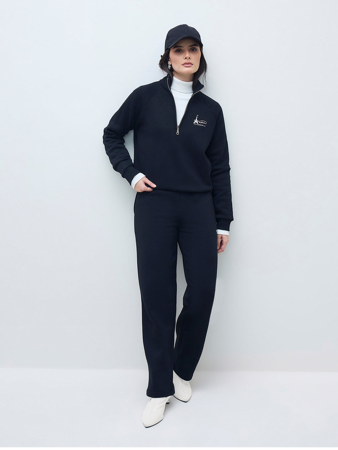 ELLE Women Black Blended Solid Sweatpant