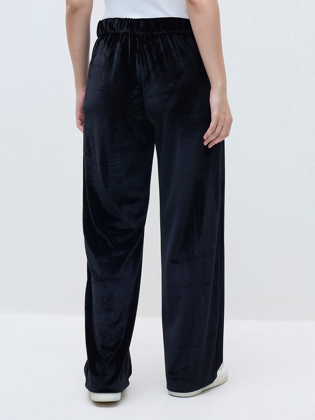 ELLE Women Black Polyester Solid Sweatpant