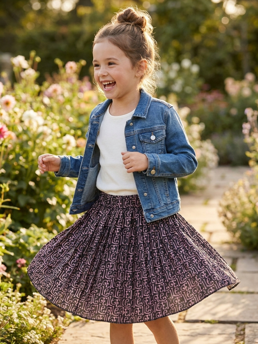 ELLE Girls Black Woven Regular Fit Pleated Skirt