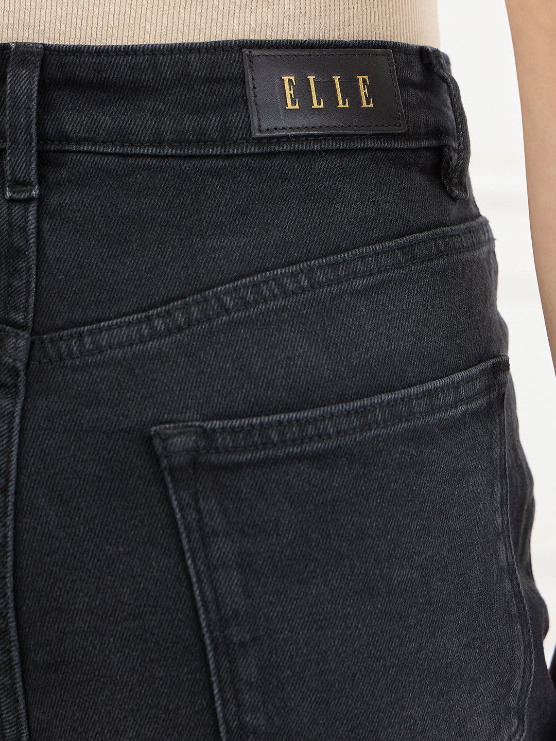 Elle Women Black Solid Straight Fit Jeans