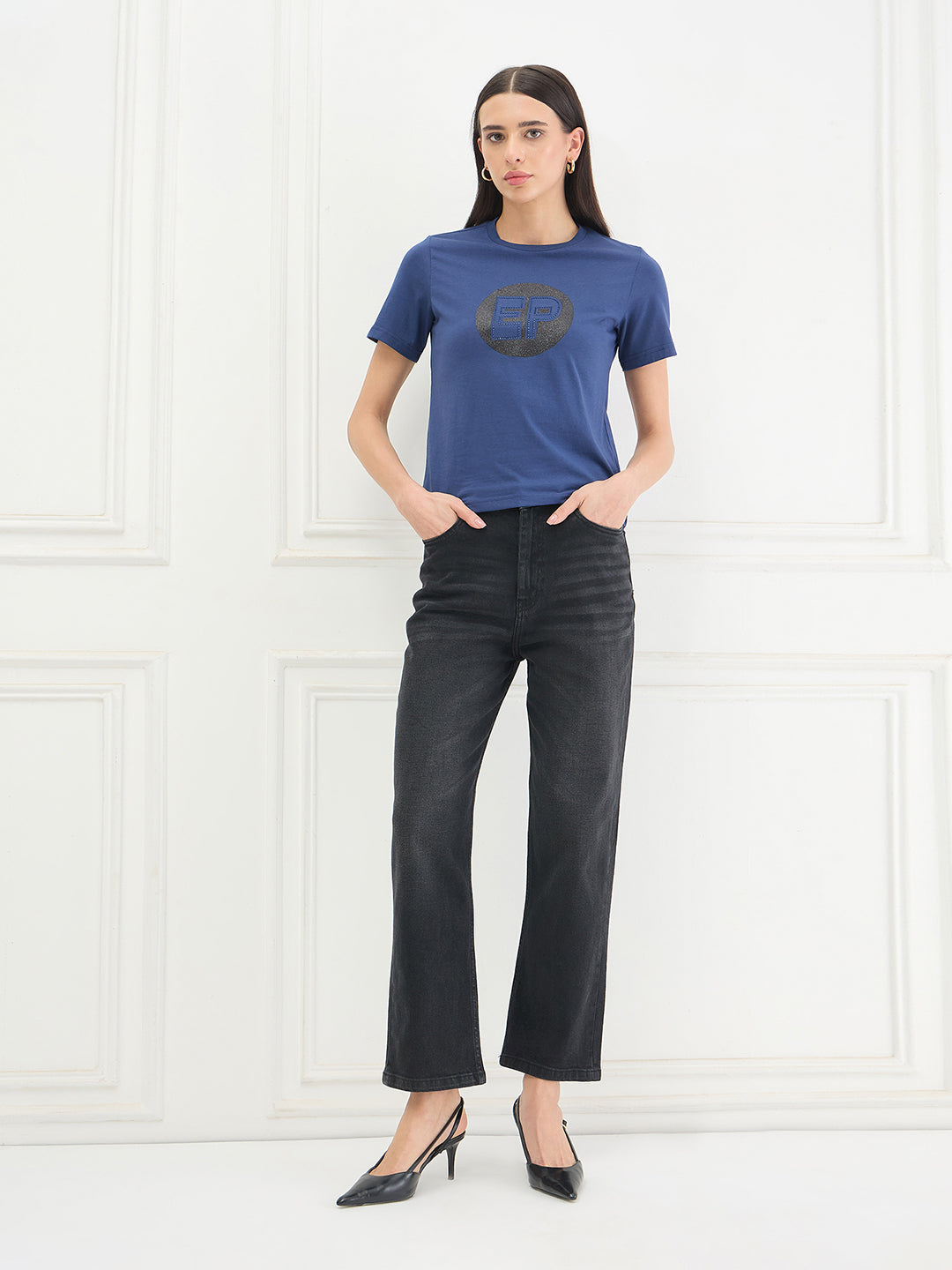 Elle Women Black Solid Straight Fit Jeans