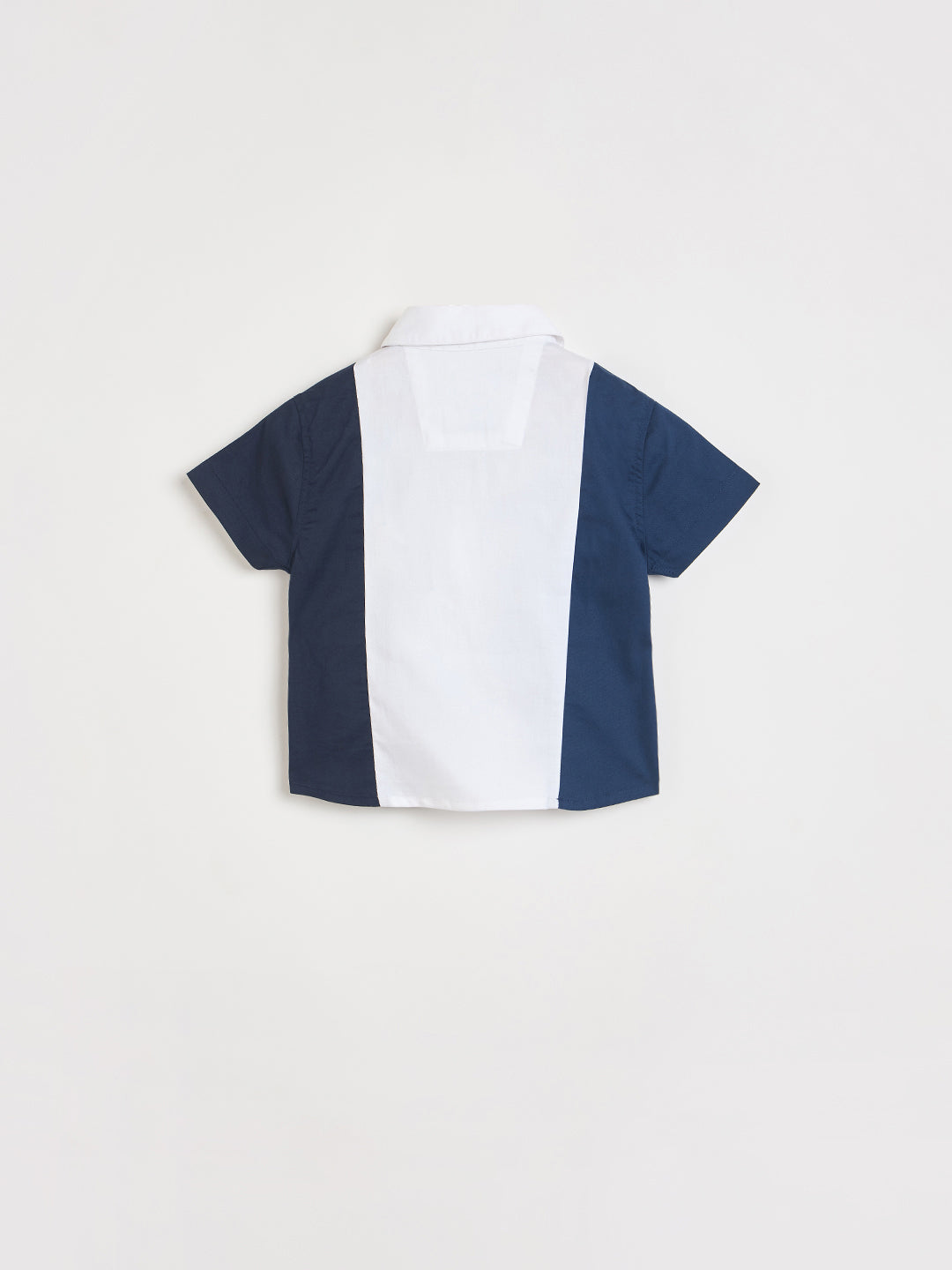 Blue Giraffe Boys Blue Colorblock Regular Fit Pure Cotton Shirt