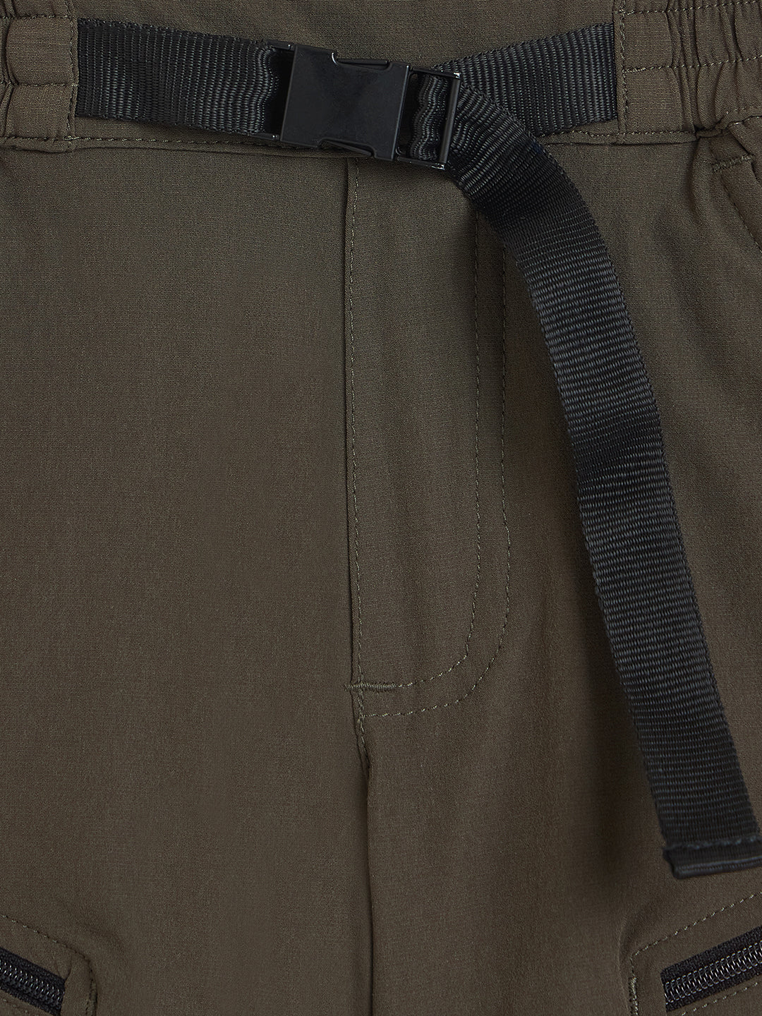 Blue Giraffe Boys Green Solid Regular Fit Jogger