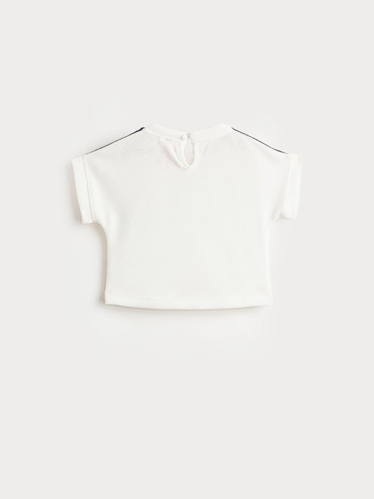 Blue Giraffe Girls White T-Shirt