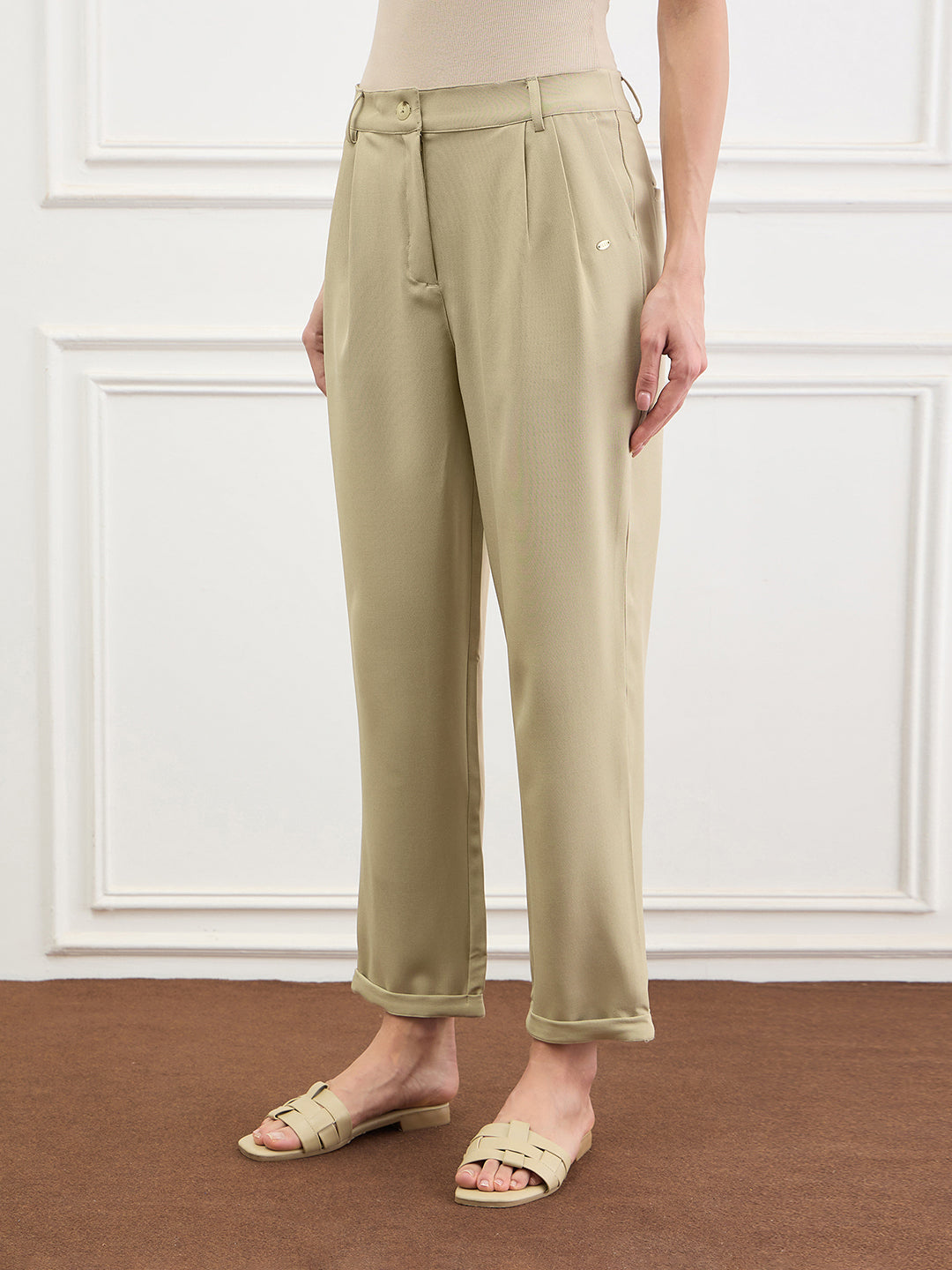 Elle Women Beige Solid Relaxed Fit Trouser