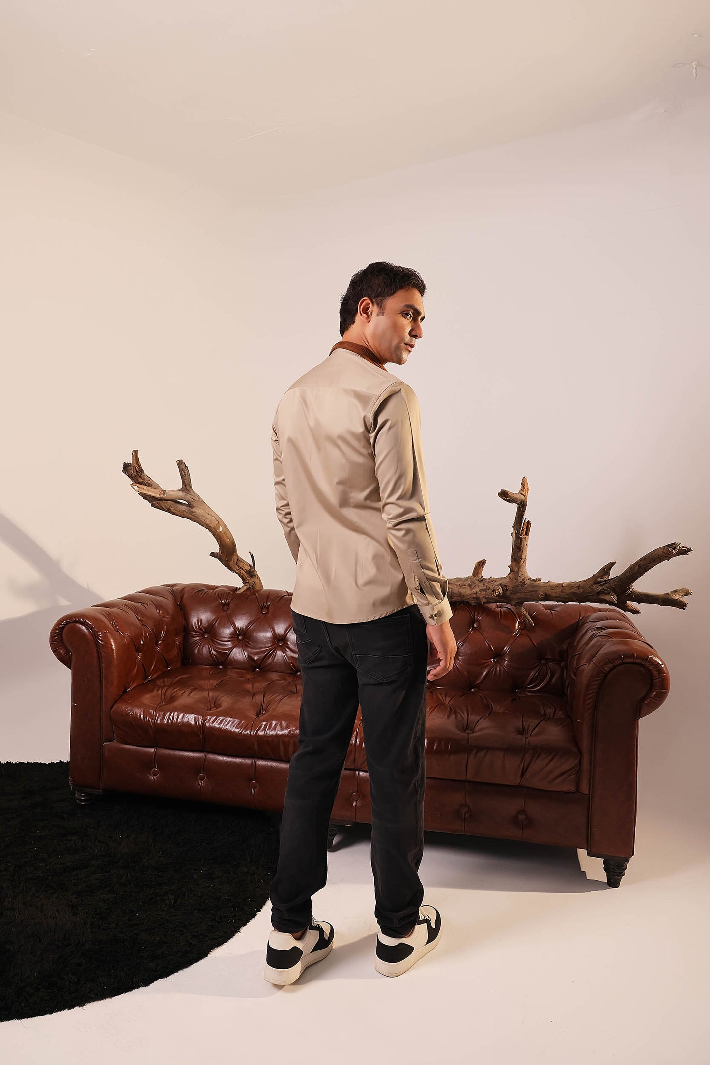 Abkasa Men Brown Printed Slim Fit Cotton Shirt