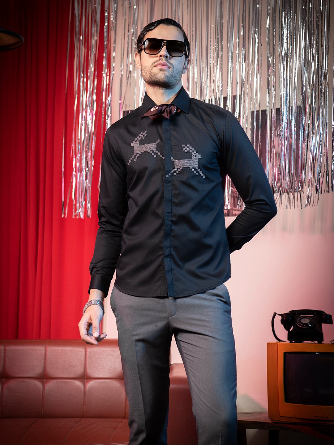 Abkasa Men Black Embroidered Collar Shirt