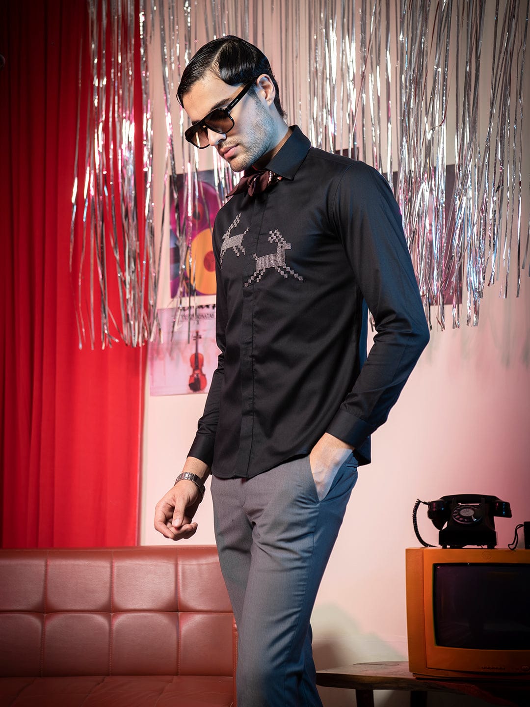 Abkasa Men Black Embroidered Collar Shirt