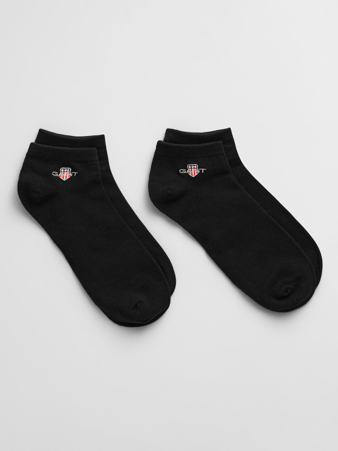 Gant Boys Black Solid Ankle Length Socks main image 1