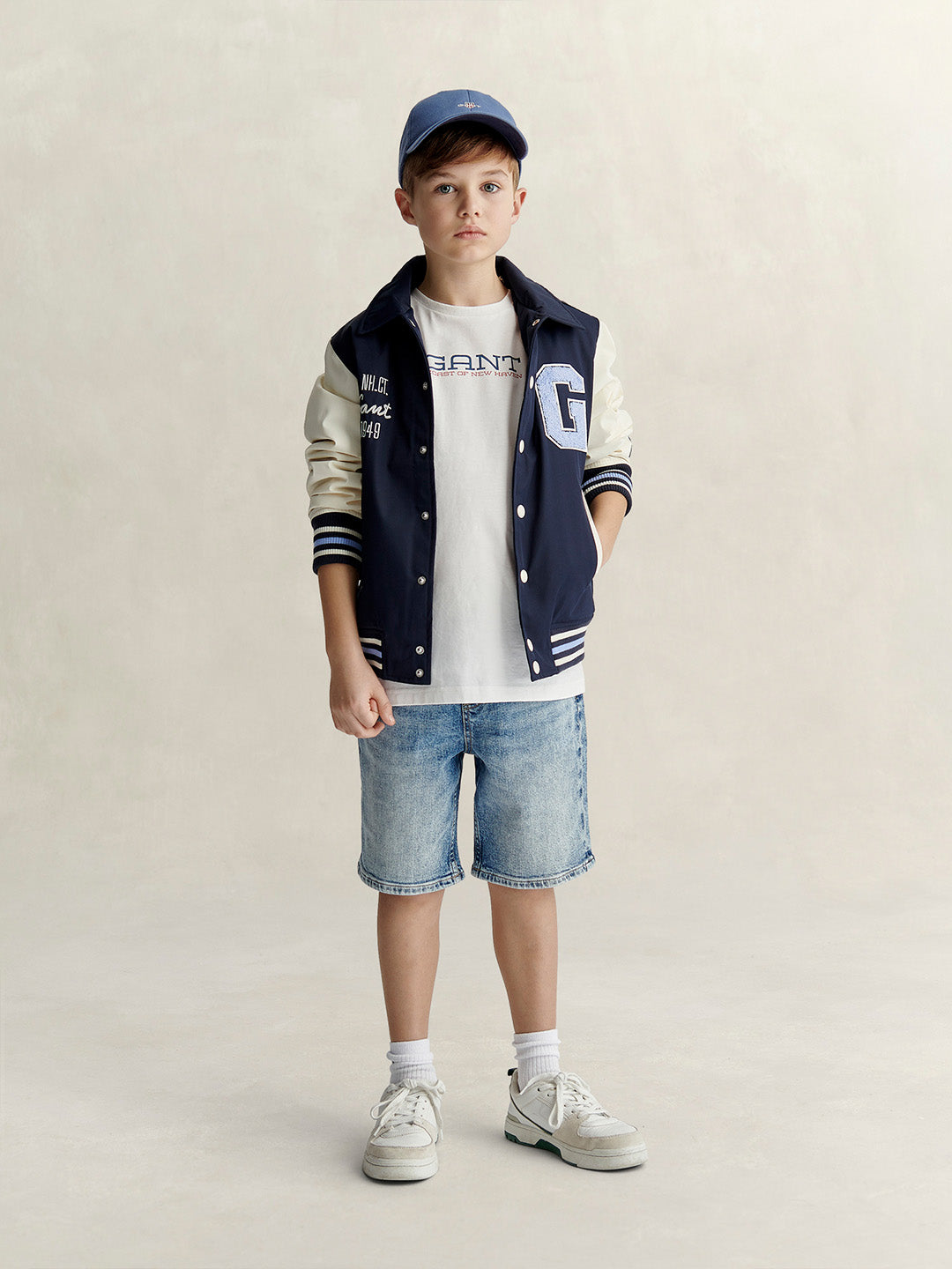 Gant Boys White Printed Regular Fit Pure Cotton T-Shirt