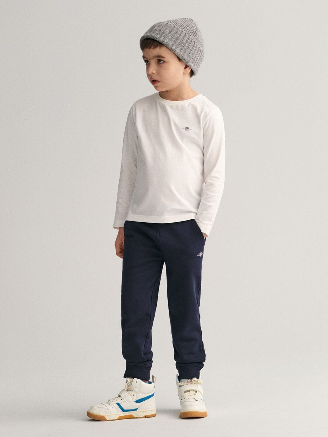 Gant Kids White Solid Round Neck Tshirt