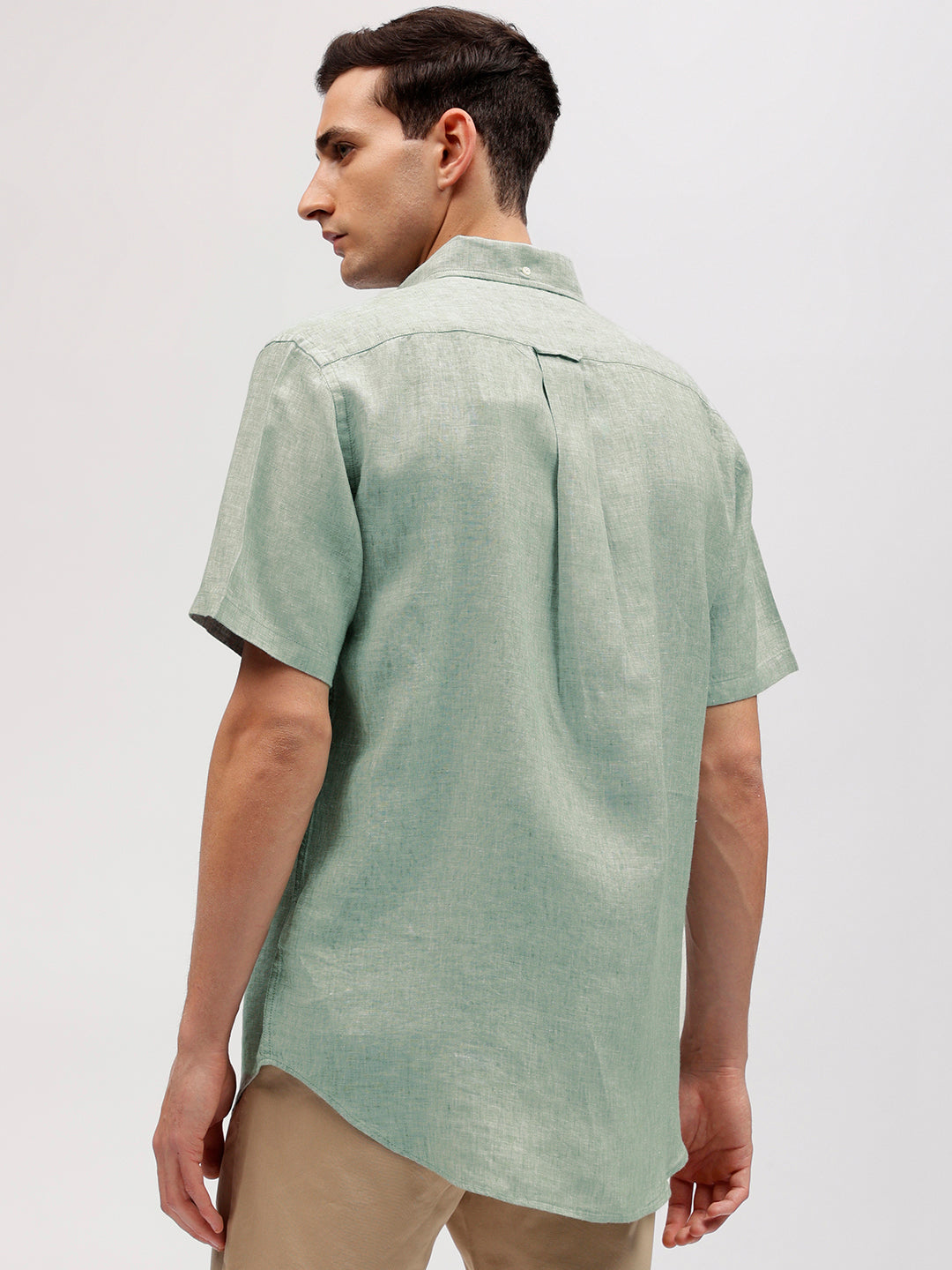Gant Men Green Solid Button-down Collar Short Sleeves Shirt