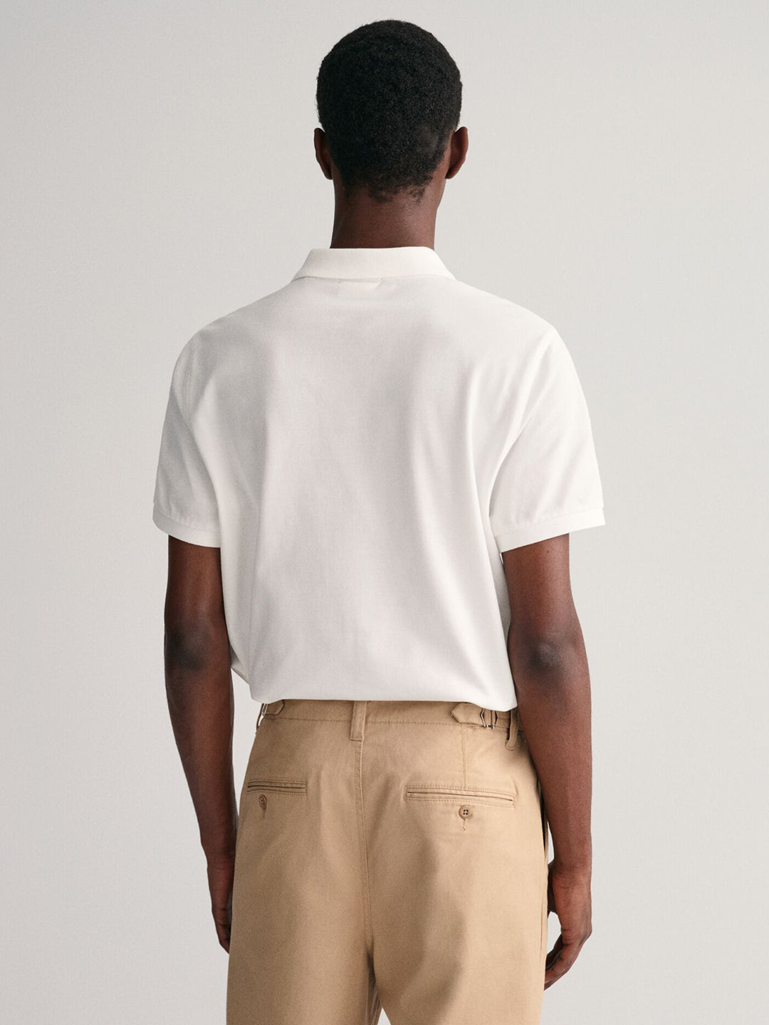 Gant Men White Solid Collared Short Sleeves Polo Tshirt