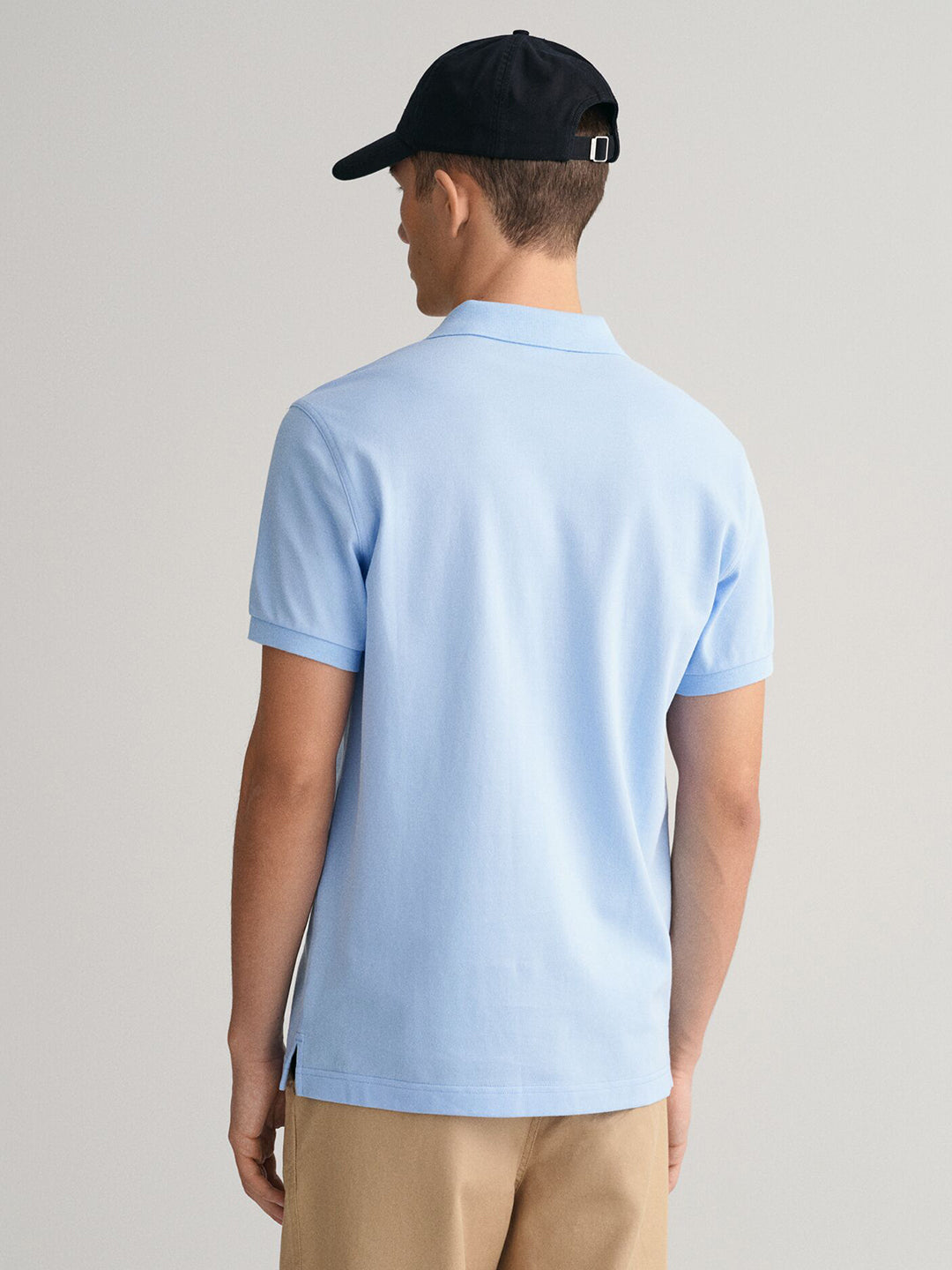 Gant Men Blue Solid Collared Short Sleeves Polo Tshirt