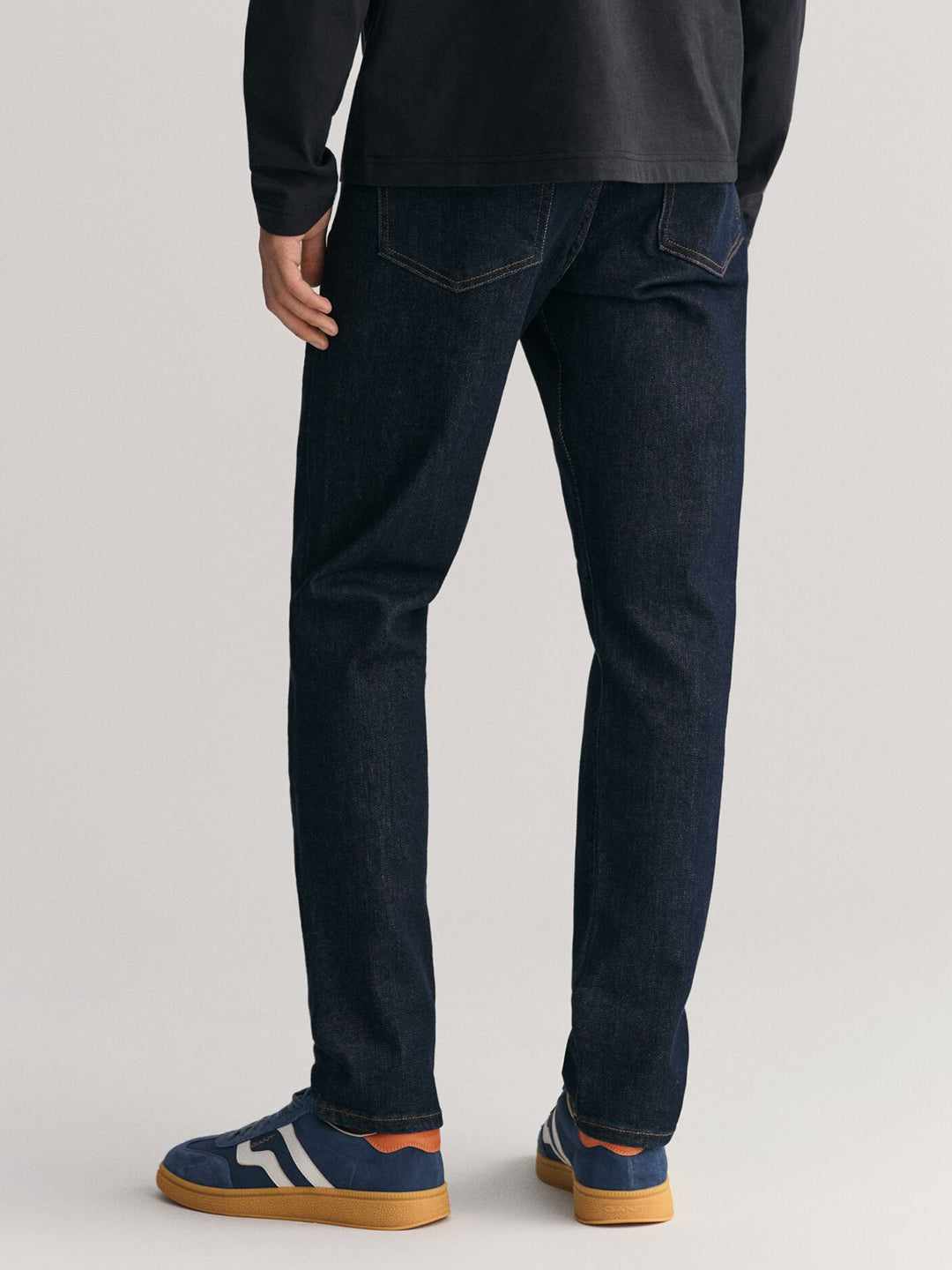Gant Men Blue Solid Slim Fit Mid-Rise Jeans