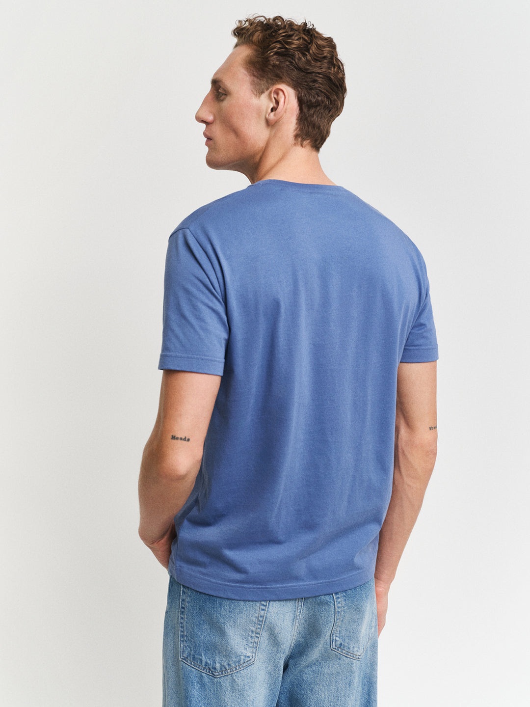 Gant Men Blue Solid Round Neck Short Sleeves Tshirt