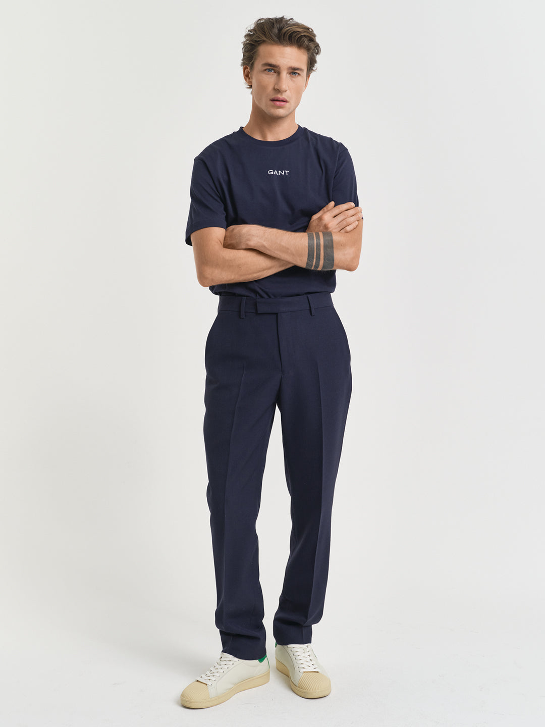 Gant Men Blue Solid Round Neck Short Sleeves T-Shirt