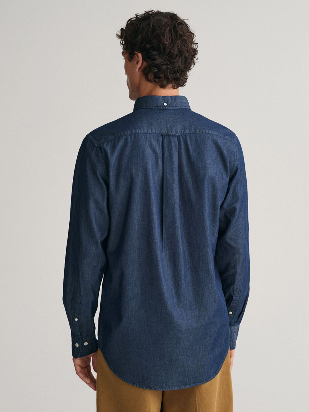 Gant Men Blue Solid Button-Down Collar Full Sleeves Shirt