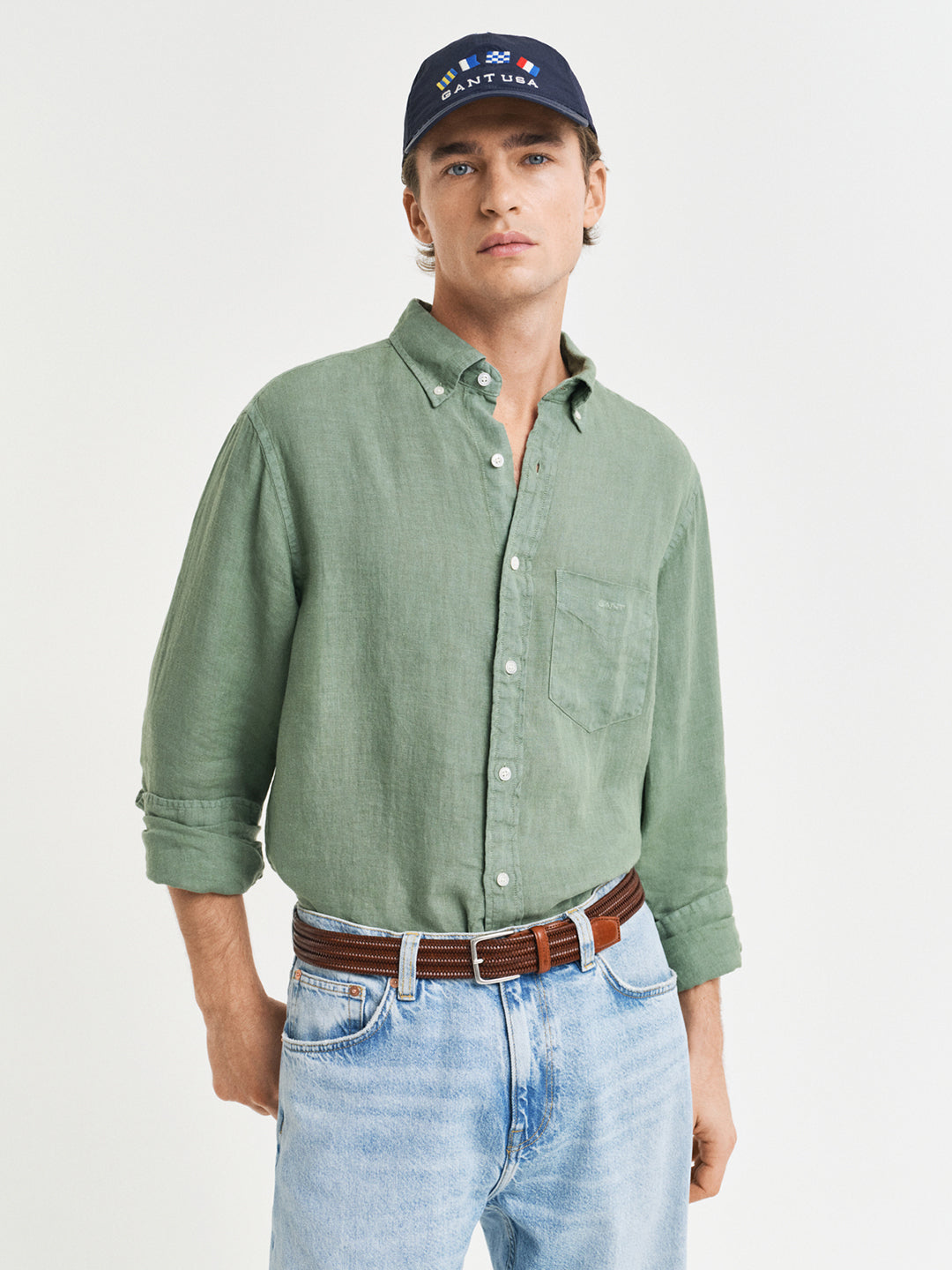 Gant Men Green Regular Fit Solid Linen Shirt