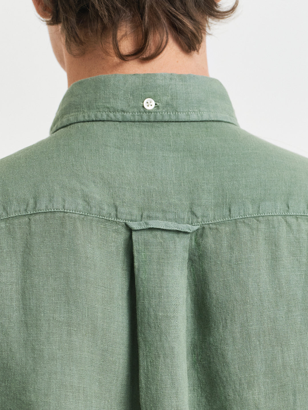 Gant Men Green Regular Fit Solid Linen Shirt