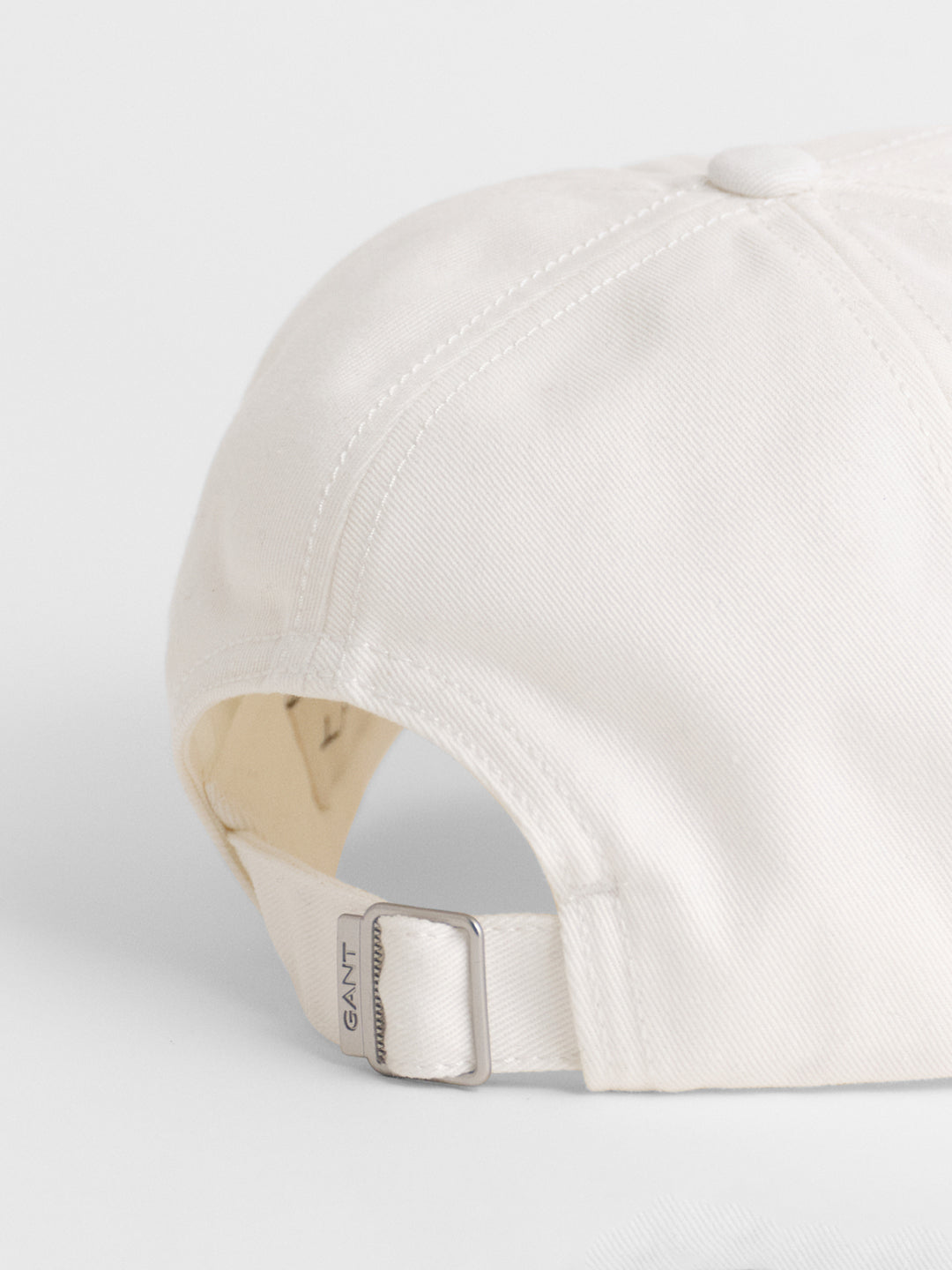 Gant Men White Solid Baseball Caps