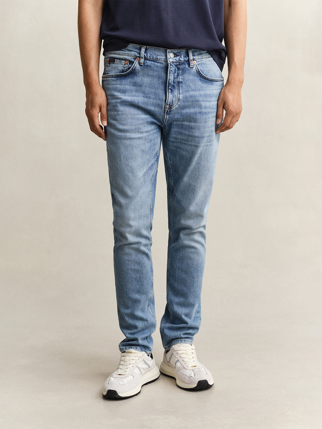 Gant Men Blue Slim Fit Jeans