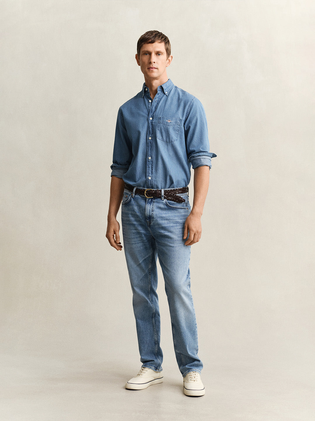 Gant Men Blue Solid Stretchable Regular Fit Jeans