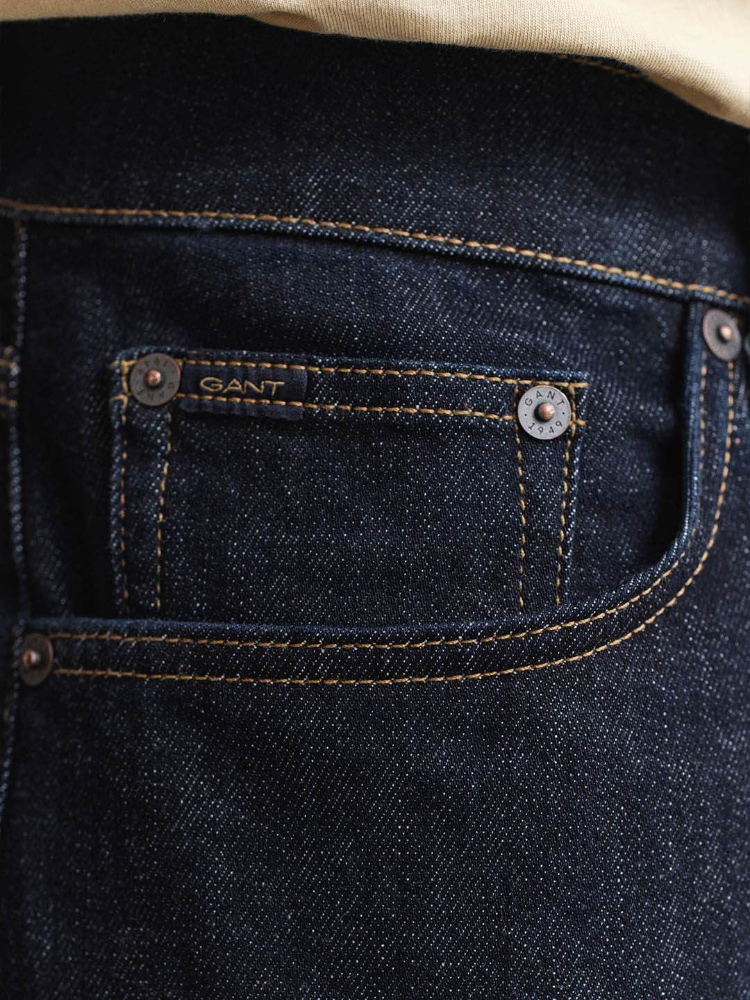 Gant Men Navy Blue Solid Stretchable Regular Fit Jeans