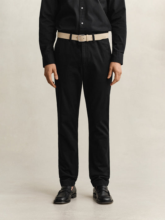 Gant Men Black Solid Stretchable Slim Fit Trouser