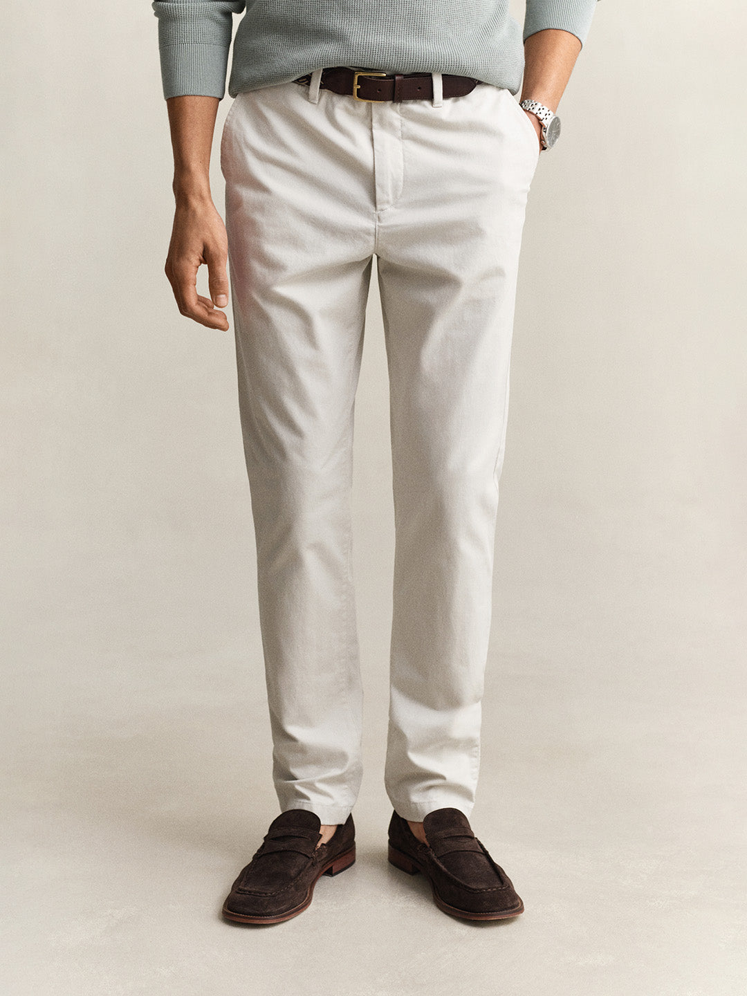 Gant Men Off White Solid Stretchable Slim Fit Trouser