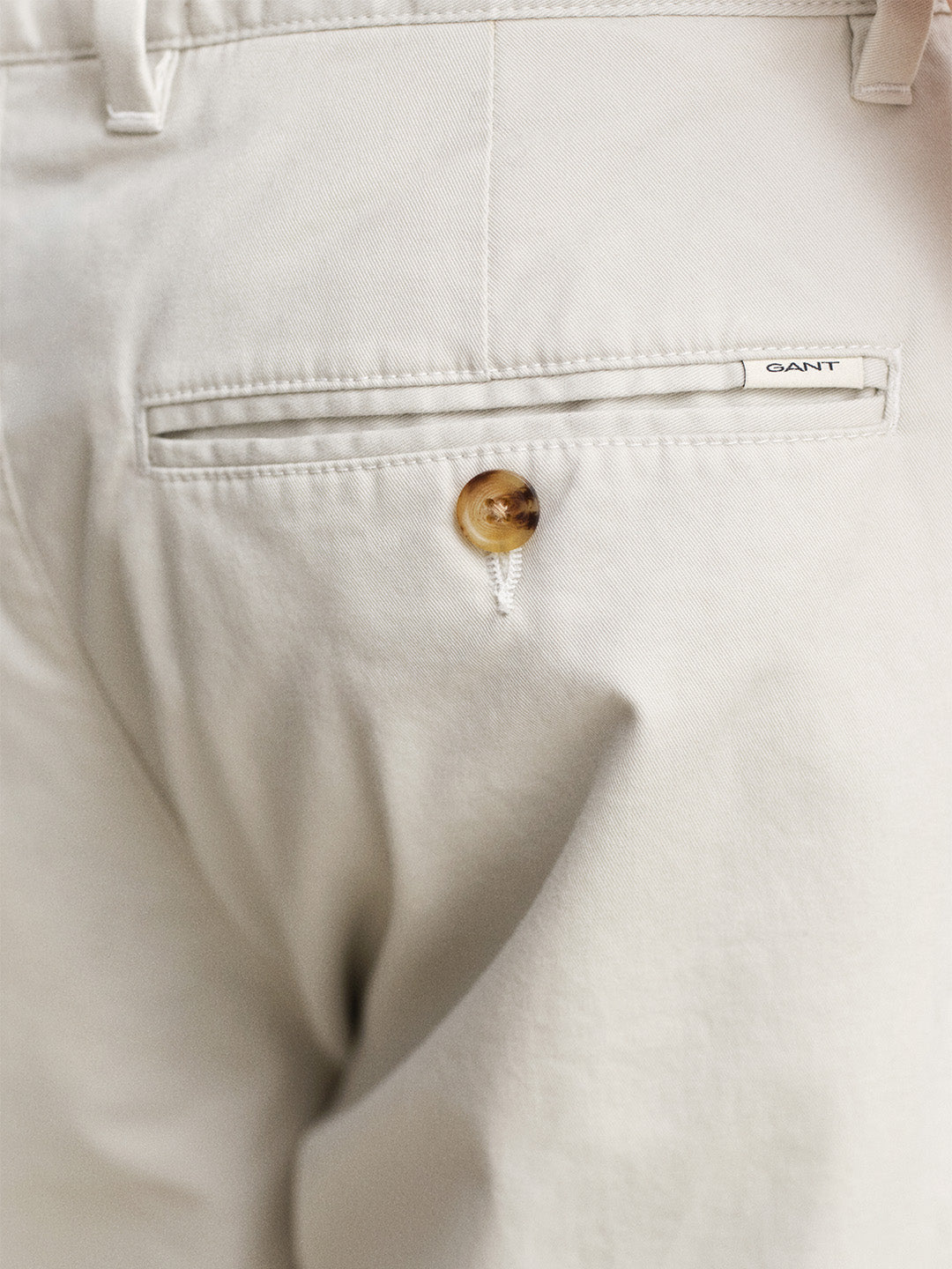 Gant Men Off White Regular Fit Classic Chinoss Trouser
