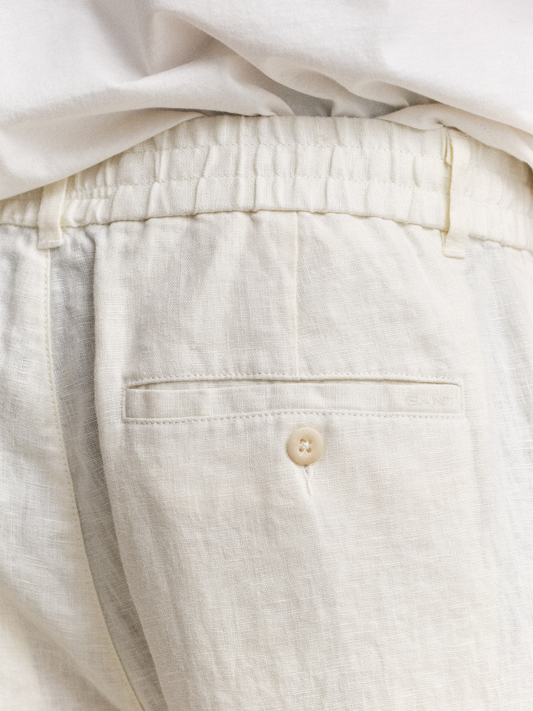 Gant Men Cream Solid Regular Fit Pure Linen Trouser