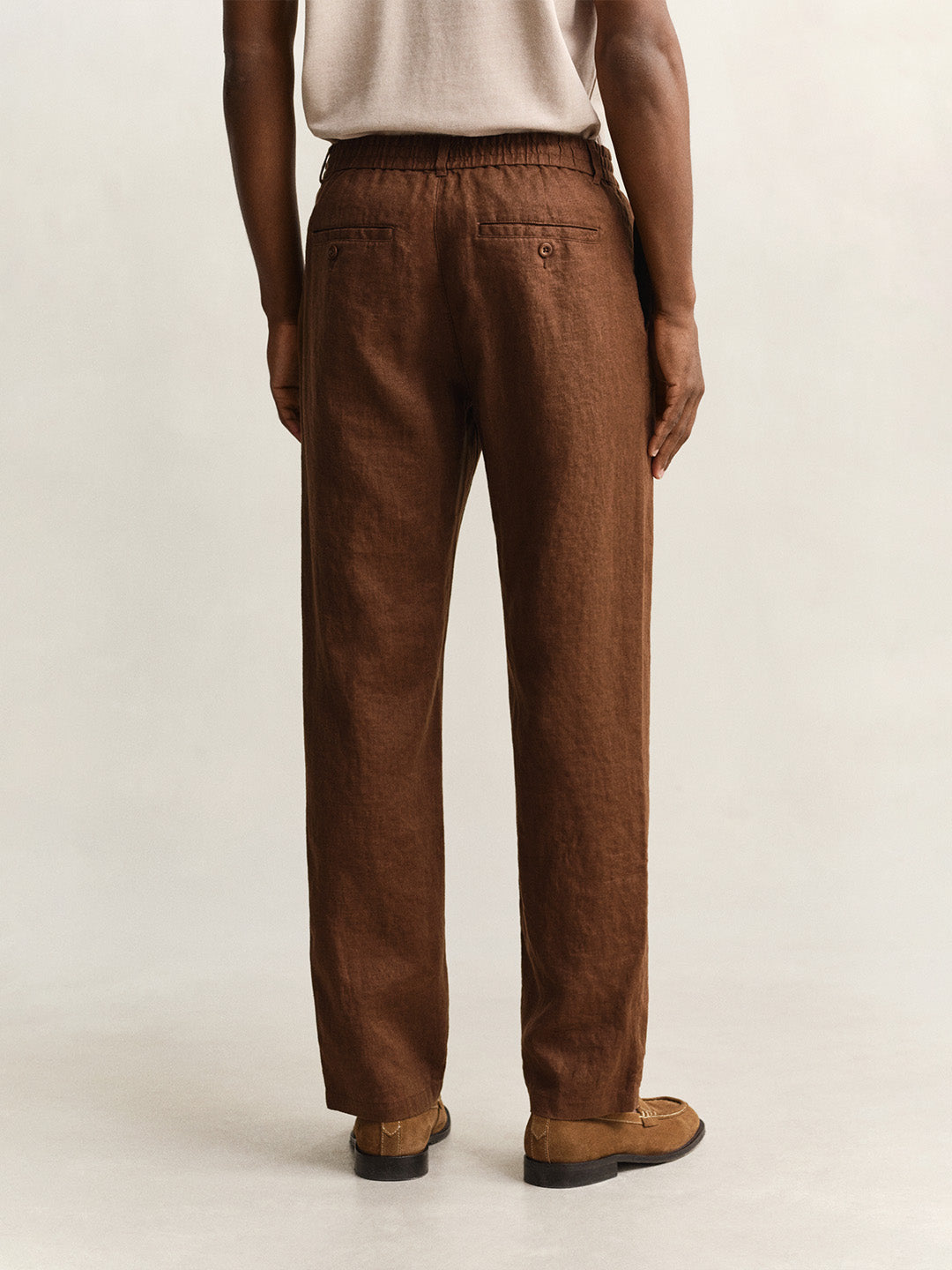 Gant Men Brown Solid Regular Fit Pure Linen Trouser