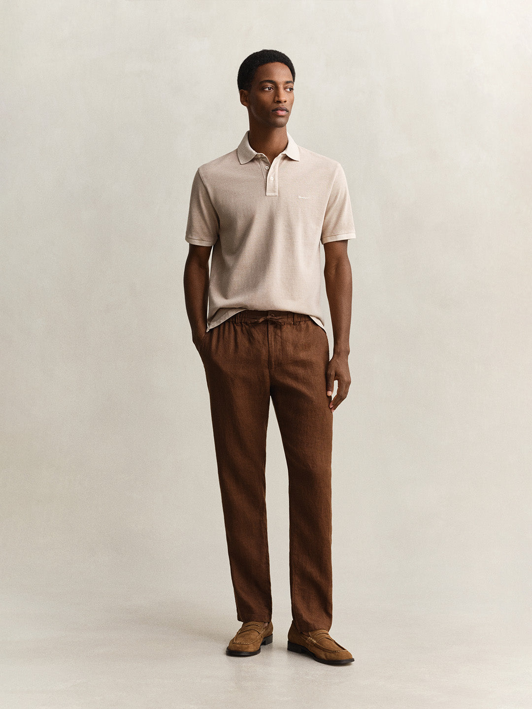 Gant Men Brown Solid Regular Fit Pure Linen Trouser