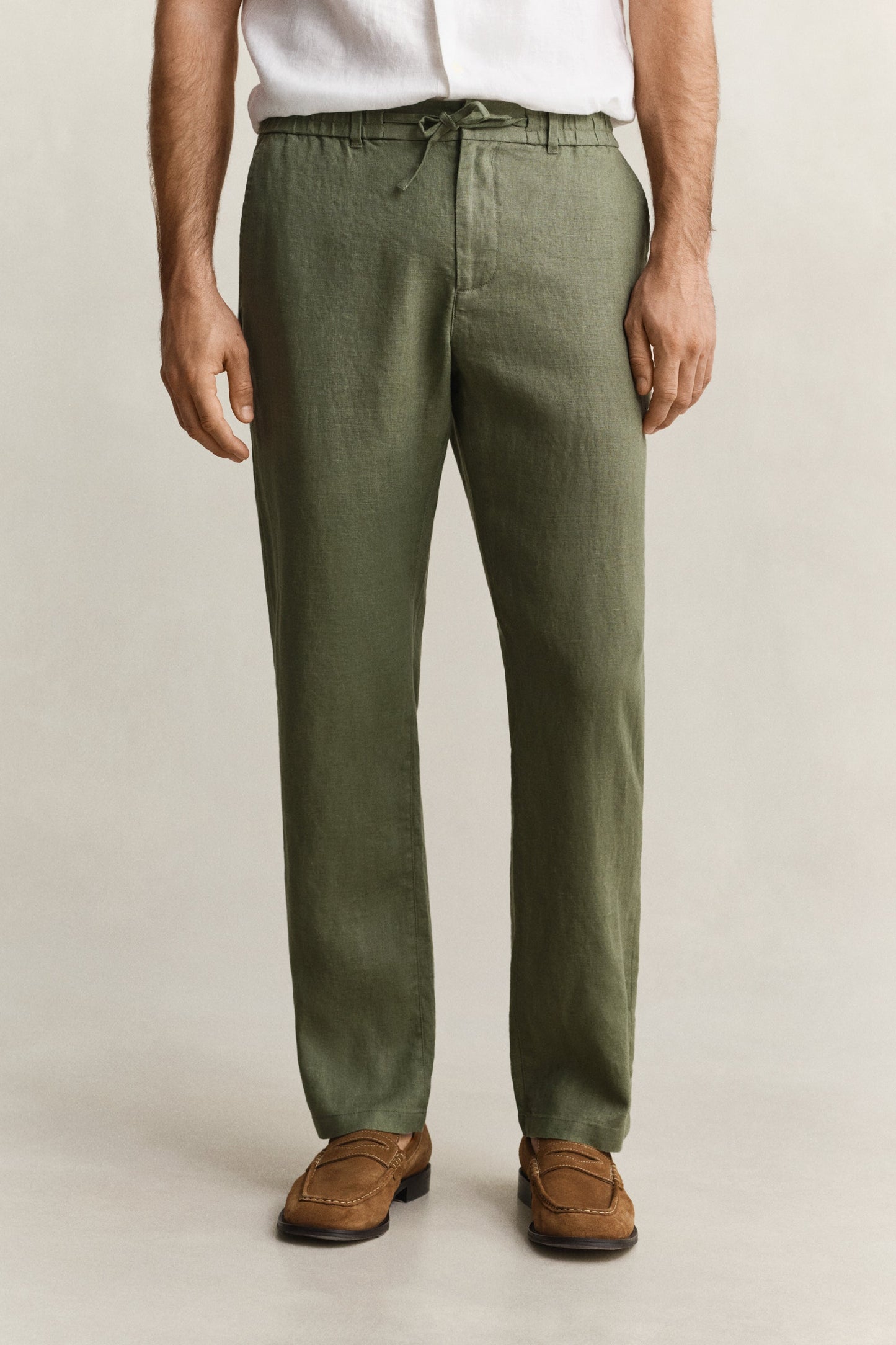 Gant Men Green Solid Regular Fit Pure Linen Trouser