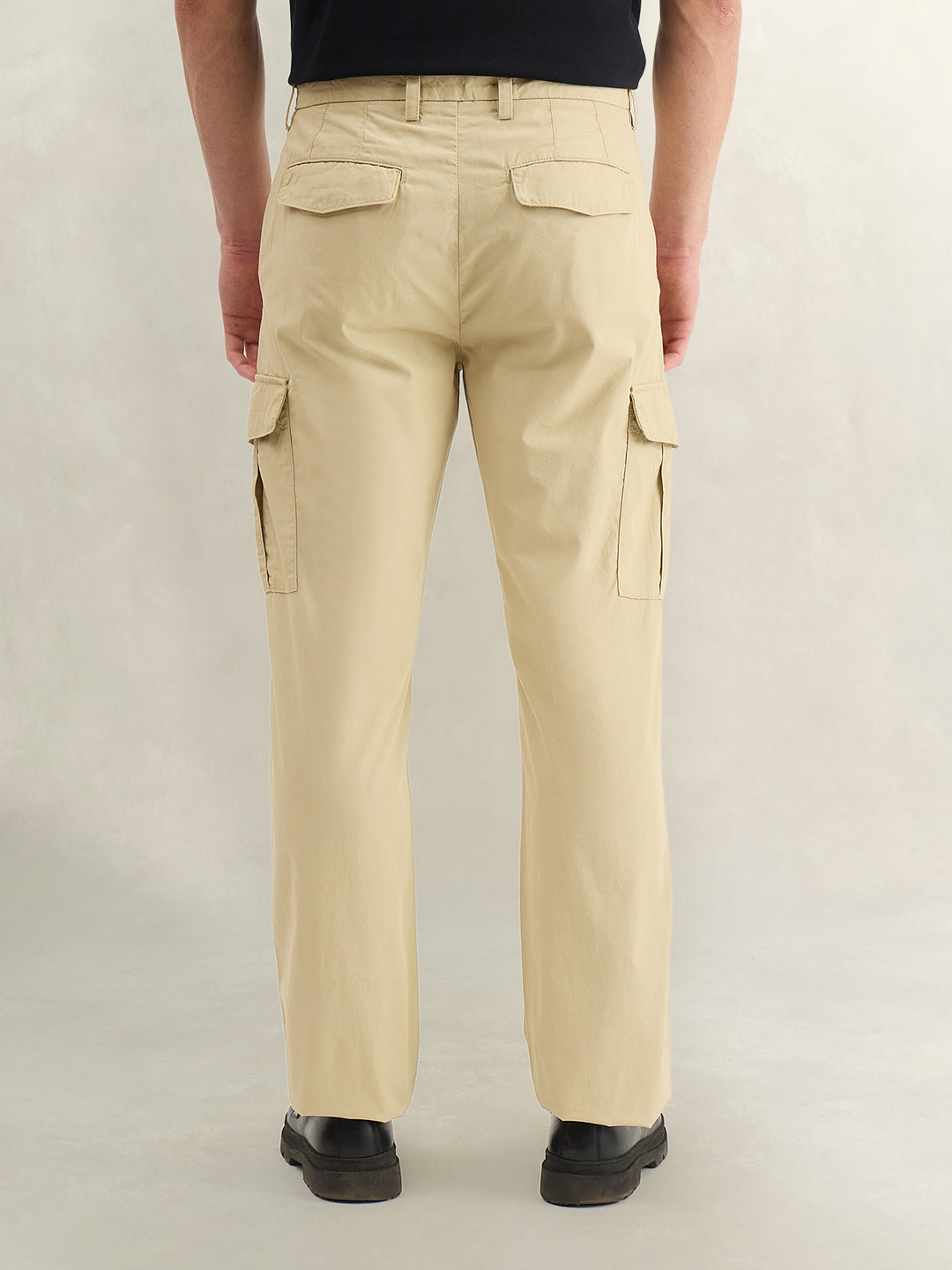 Gant Men Solid Beige Trouser