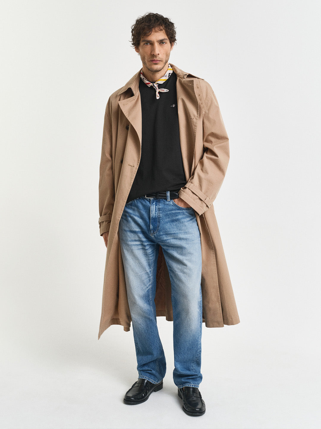 GANT Men Black Shield Pure Cotton T-Shirt