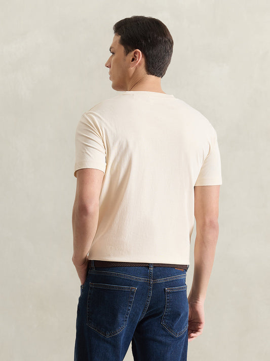 GANT Men Cream Solid T-Shirt