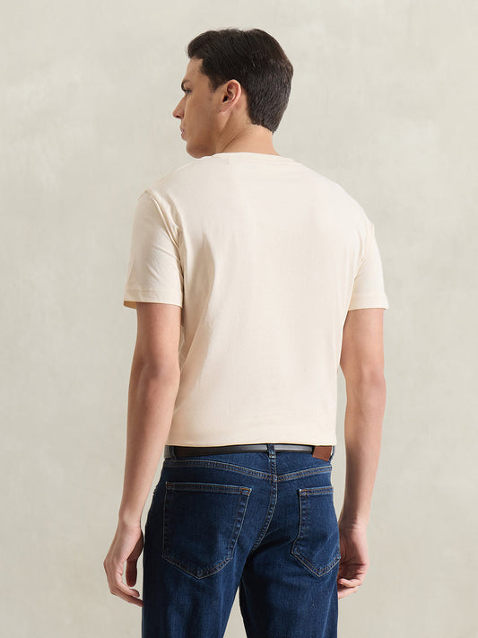 GANT Men Cream Solid T-Shirt