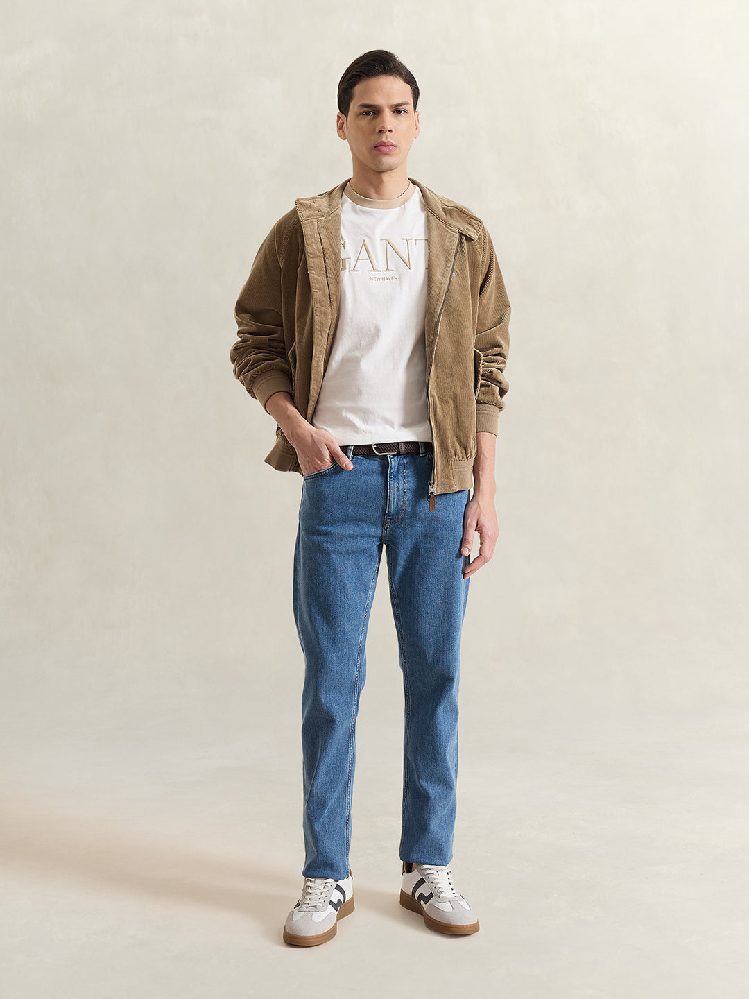 GANT Men White Solid T-Shirt