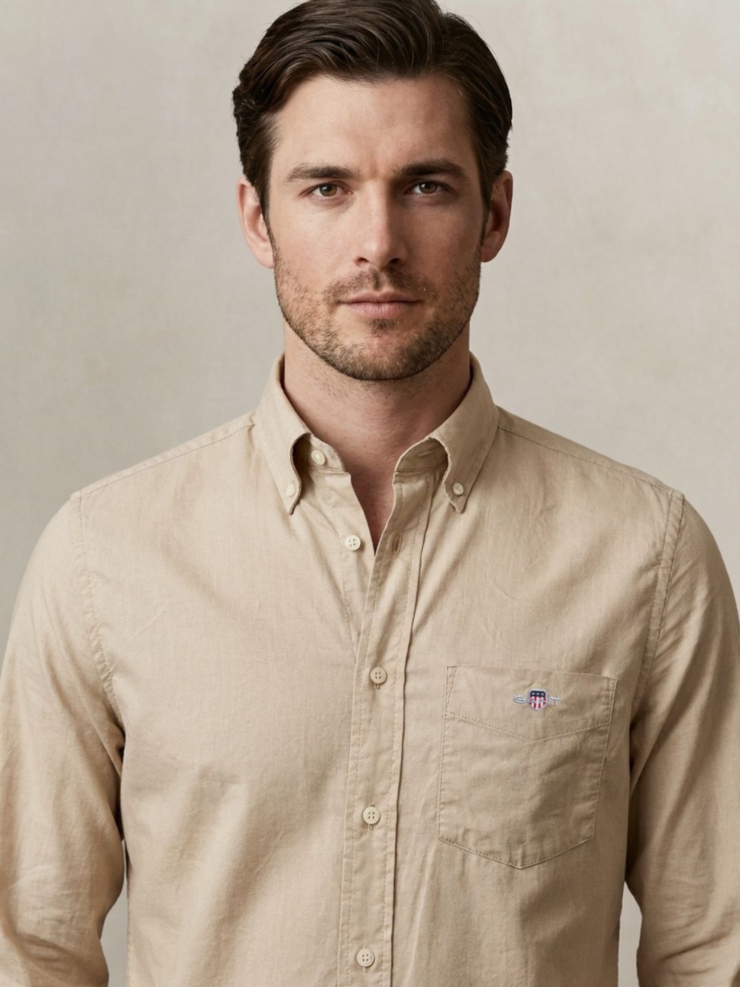 Gant Men Beige Solid Regular Fit Classic Poplin Shirt